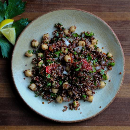Quinoa and Chickpea Salad with Herb - Recipe photo by vegancabinlife