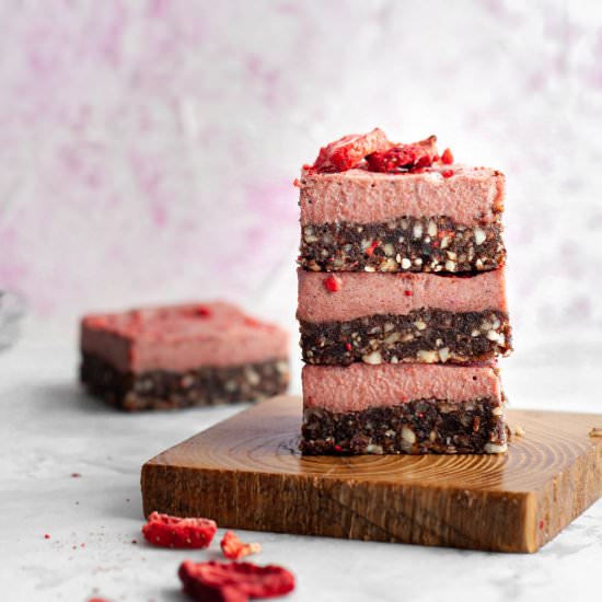 No Bake Strawberry Chocolate Bars - Recipe photo by sweetrusticbakes