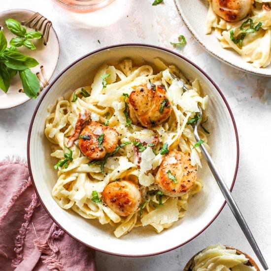 Creamy Garlic Pasta - Recipe photo by grandbabycakes