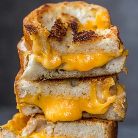 Classic Grilled Cheese - Recipe photo by ValentinasCorner