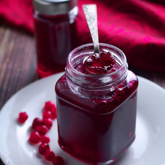 Tangy Redcurrant Jelly - Recipe photo by JayWadams