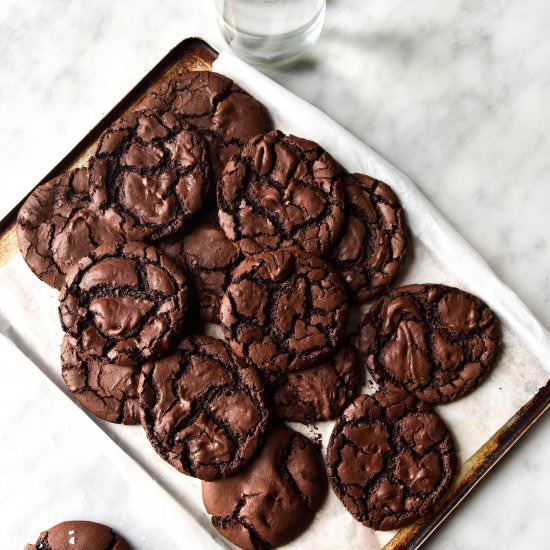 Vegan, gluten free brownie cookies - Recipe photo by georgeats