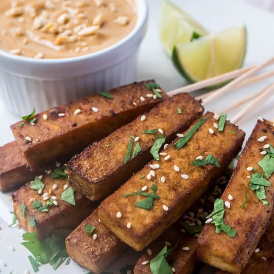 Tofu Satay with Peanut Sauce - Recipe photo by Sixhungryfeet