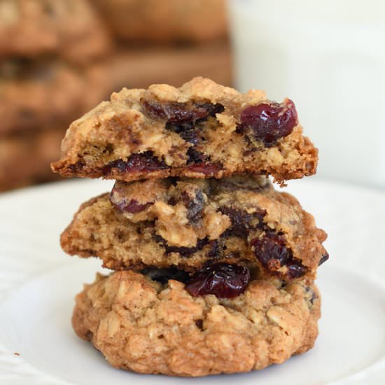 Oatmeal Cranberry Choc Chip Cookies - Recipe photo by eileen.baking-sense