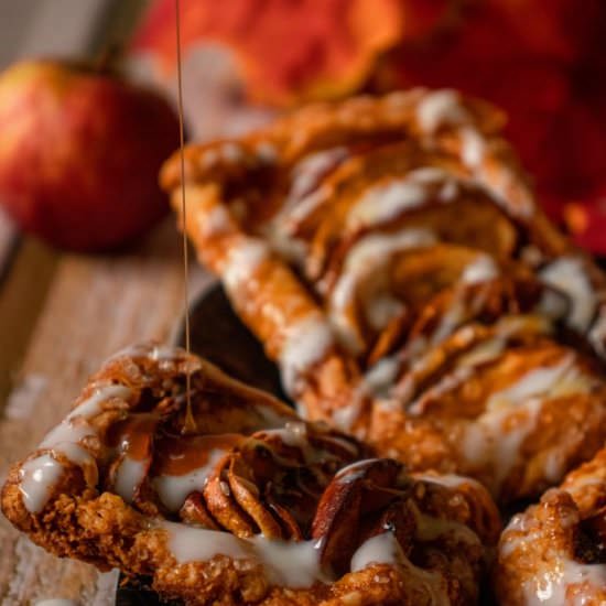 Mini Condensed Milk Apple Tarts - Recipe photo by Surup