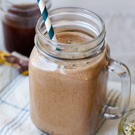 Vegan Dirty Chai Smoothie - Recipe photo by upbeetkitchen