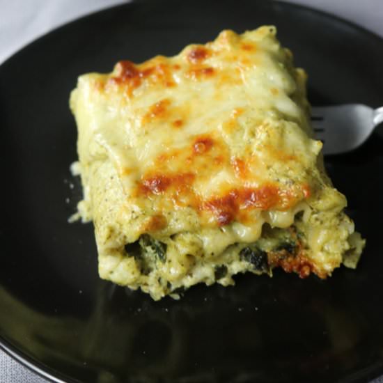 Vegetarian Pesto Lasagna Rolls - Recipe photo by A Simple Tweak