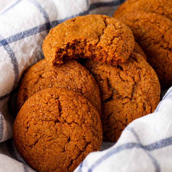 Five Spice Molasses Cookies - Recipe photo by Bakes and Blunders