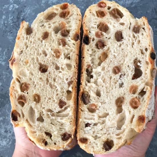 Sourdough raisin bread - Recipe photo by spicytamarind