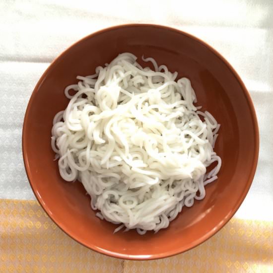 Thai fermented rice noodles - Recipe photo by spicytamarind