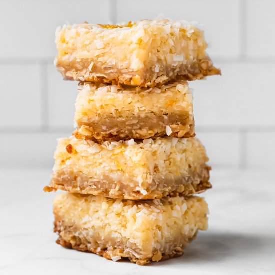 Lemon Butter Bars - Recipe photo by SugarSpicesLife