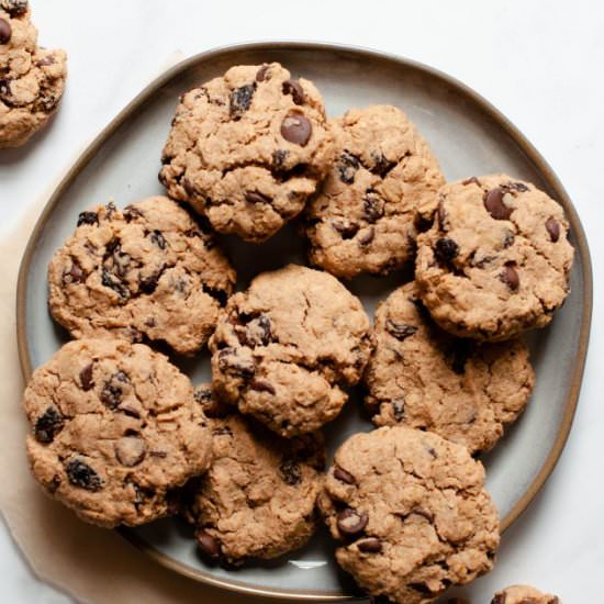 Healthy Oatmeal Raisin Cookies - Recipe photo by erinliveswhole