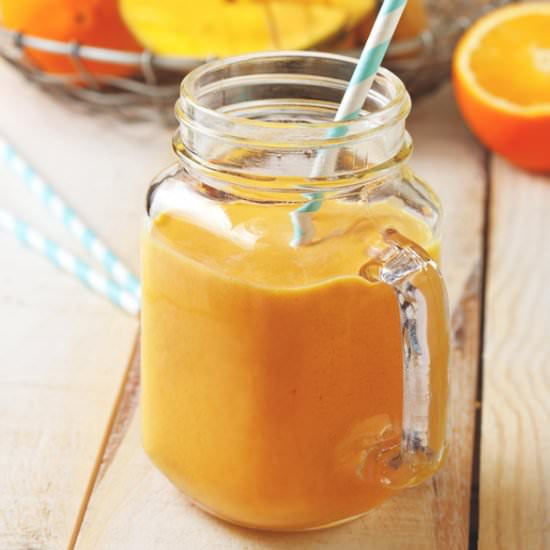 Tropical Turmeric Smoothie - Recipe photo by HealthyHelper