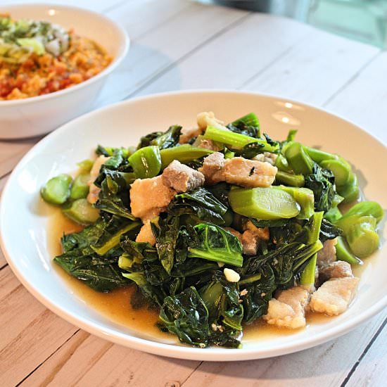 Chinese Broccoli (Gai Lan) Stir Fry - Recipe photo by piggyout