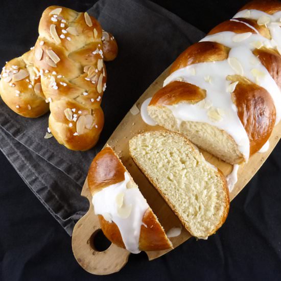 Spelt Cardamom Bread - Recipe photo by thespeltkitchen