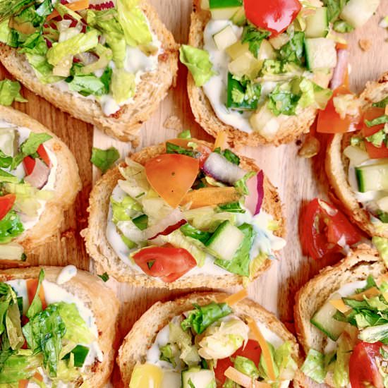 House Salad Crostini - Recipe photo by Theyummymuffin