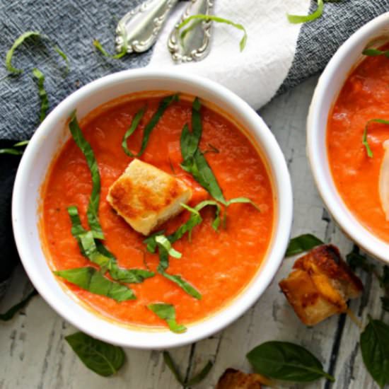 Easy Homemade Tomato Soup - Recipe photo by agoudalife