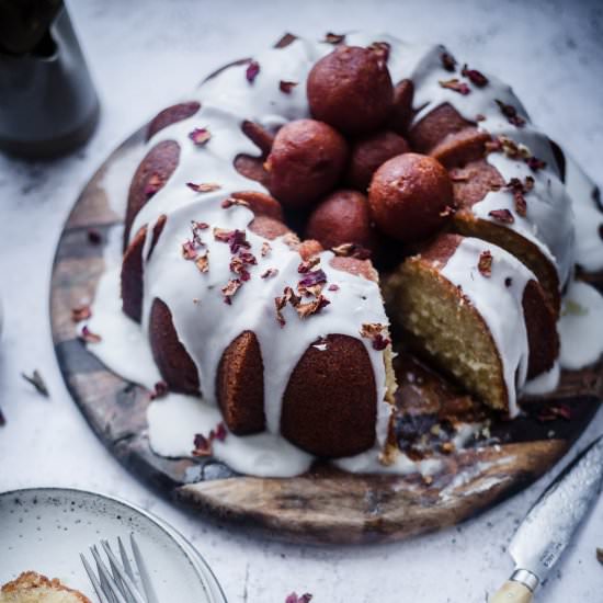 Gulab Jamun Cake - Recipe photo by tiffinandteaofficial