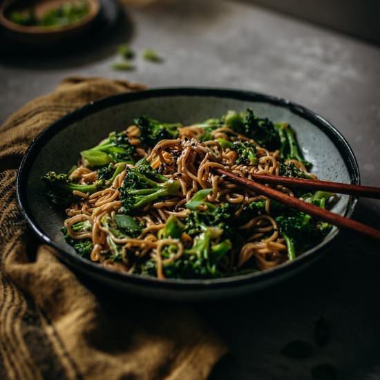 Creamy Sesame and Broccoli Noodles - Recipe photo by Murielle Banackissa