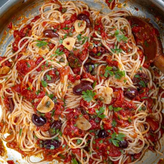 Puttanesca with fresh tomatoes - Recipe photo by a zest for life