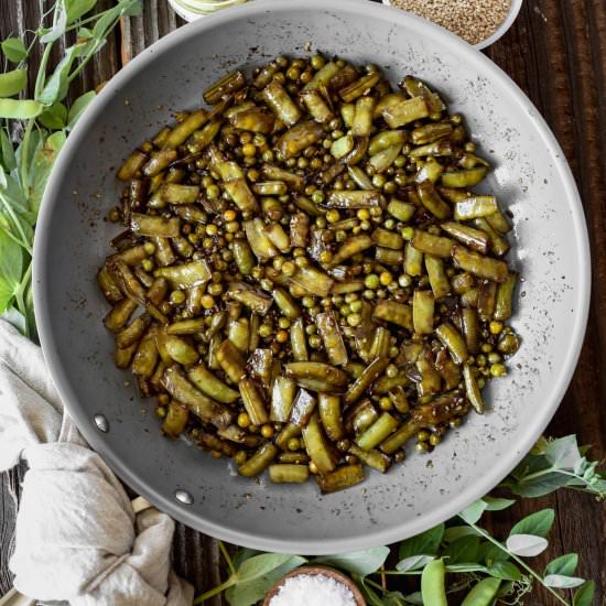 Stir Fry Sugar Snap Peas - Recipe photo by smallfarmbiglife
