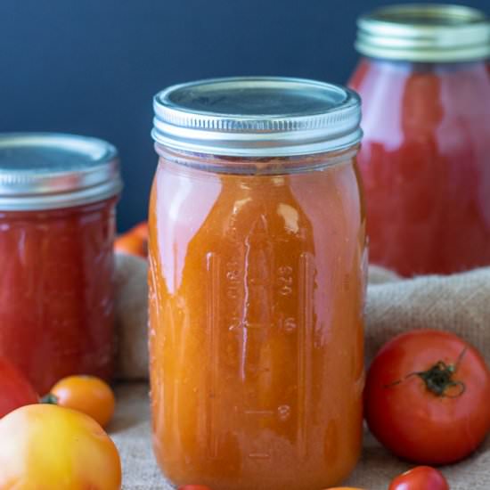 Canning Tomato Sauce - Recipe photo by BinkysCulinaryCarnival