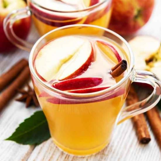 Instant Pot Apple Cider - Recipe photo by Everything Pretty