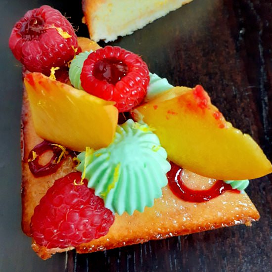 Peach, verbena and raspberry tart - Recipe photo by Melamy
