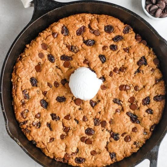Healthy Oatmeal Cookie Skillet - Recipe photo by erinliveswhole