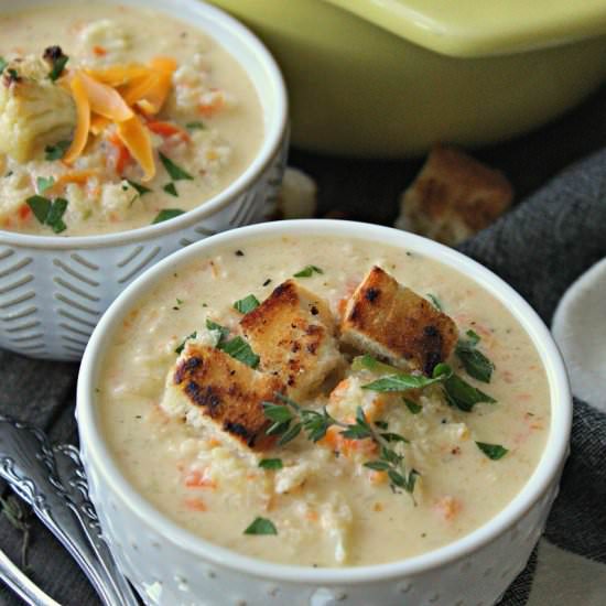 Roasted Cauliflower Soup - Recipe photo by agoudalife