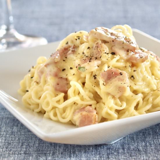 Creamy Ramen Carbonara - Recipe photo by ochikeron