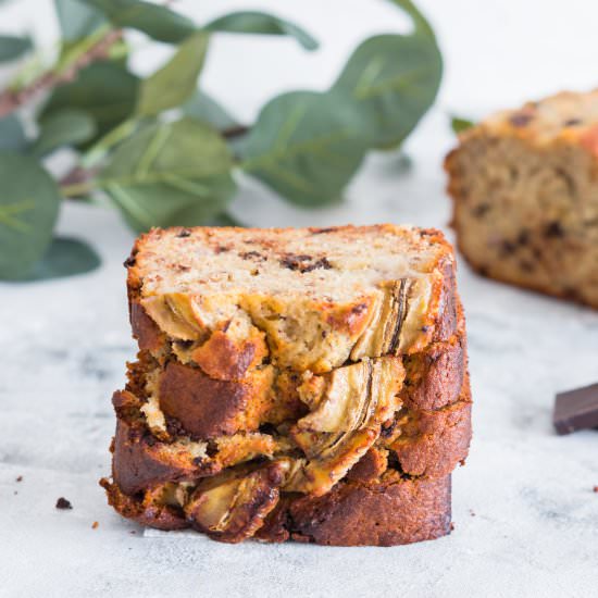 Chocolate Chip Banana Bread - Recipe photo by La cuisine de Geraldine