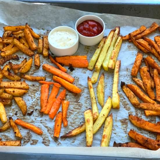 Crispy Baked French Fries - Recipe photo by cookwithrenu