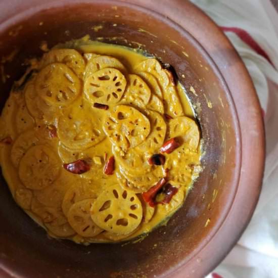 Vegan lotus root curry - Recipe photo by Hungry Lankan