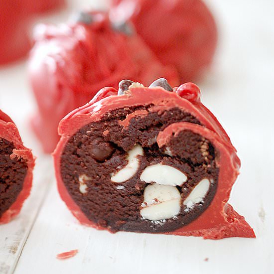 Chocolate cookie dough truffles - Recipe photo by evabakes
