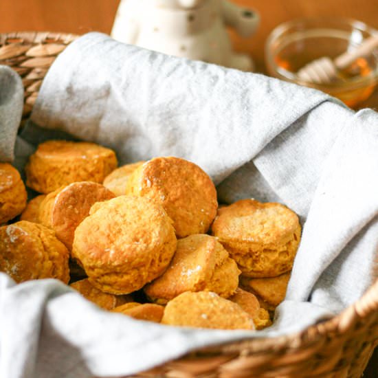 Simple Pumpkin Biscuits - Recipe photo by HautePepper