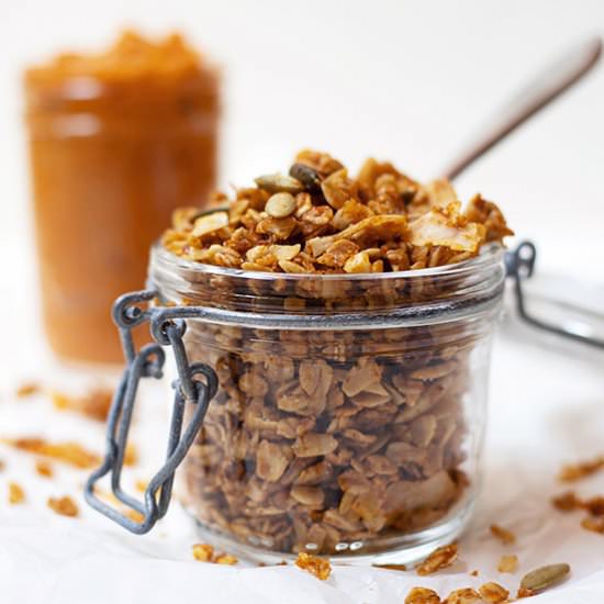 Homemade Pumpkin Granola - Recipe photo by thebakersalmanac