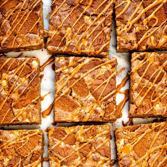 Biscoff Blondies - Recipe photo by supergoldenbakes
