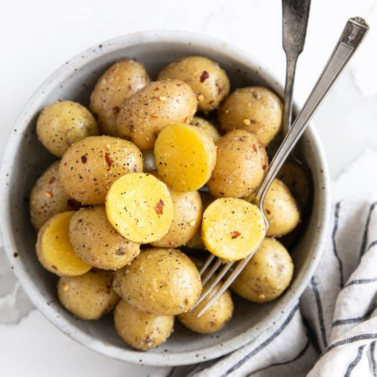 Boiled Potatoes - Recipe photo by theforkedspoon