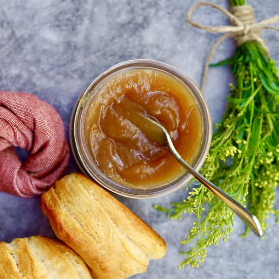 Apple Butter - Recipe photo by simmerandsauce