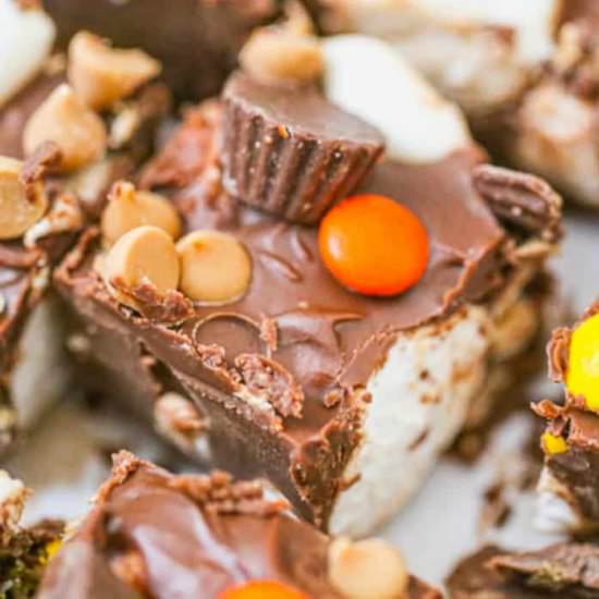 Chocolate PB Marshmallow Bars - Recipe photo by thebakingchocolatess