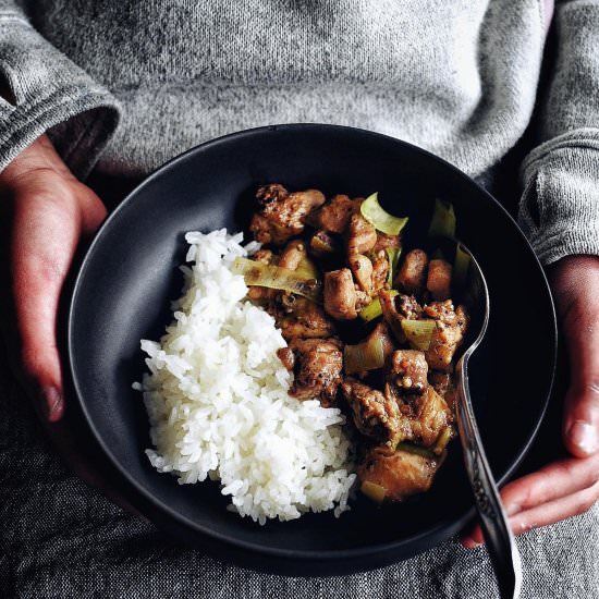 Spicy Sichuan Chicken Stir Fry - Recipe photo by thesubversivetable