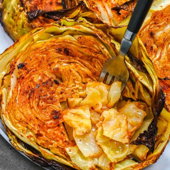 Roasted Cabbage Steaks - Recipe photo by COOKTORIA