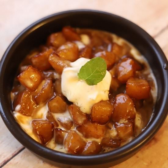 CARAMELIZED APPLES WITH HONEY - Recipe photo by endofthefork