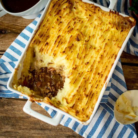 Easy Shepherd's Pie - Recipe photo by KitchenSanctuary