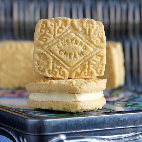 Gluten Free Custard Creams - Recipe photo by glutenfreealchemist
