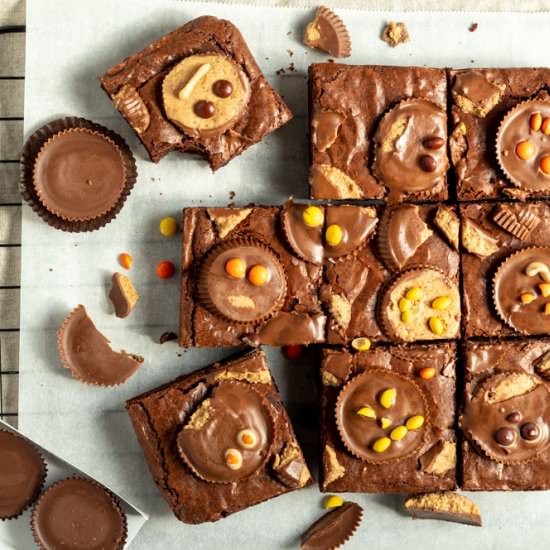 Peanut Butter Cup Brownies - Recipe photo by parsleyandicing