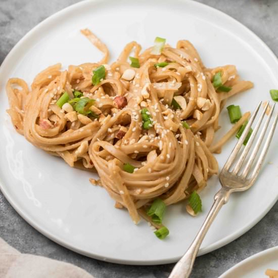 15 minute noodles with peanut sauce - Recipe photo by lifestyleofafoodie