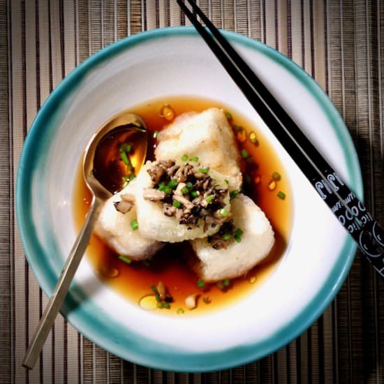 Agedashi tofu, truffled mushrooms - Recipe photo by delectabilia