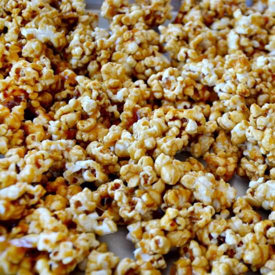 Easy Homemade Caramel Corn - Recipe photo by justataste